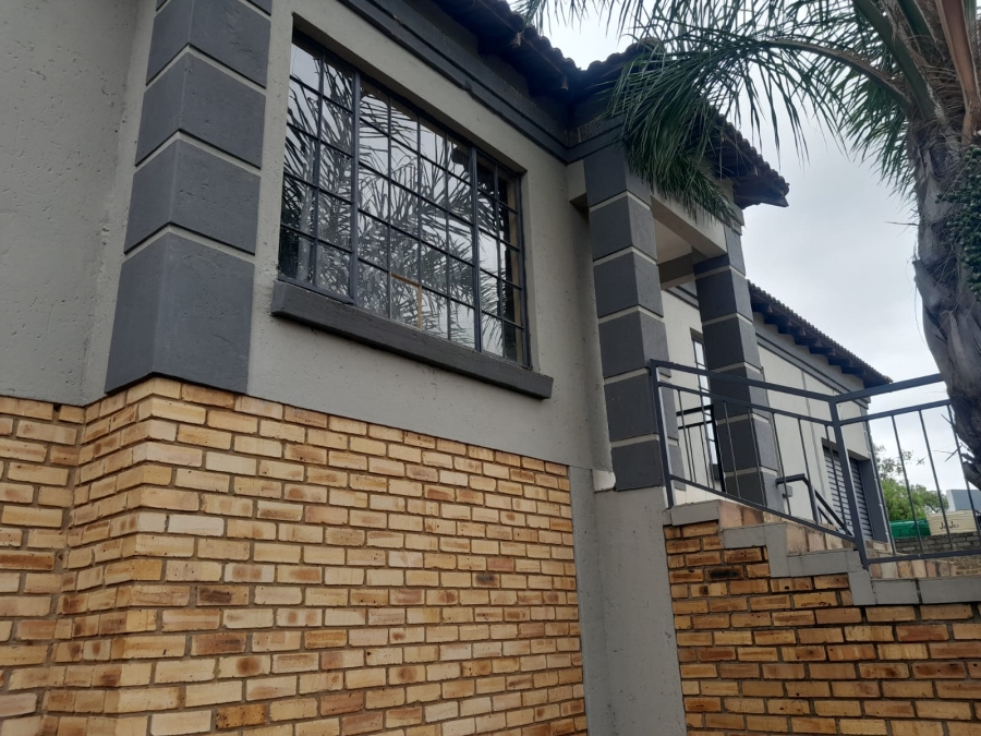 3 Bedroom Property for Sale in Geelhoutpark North West